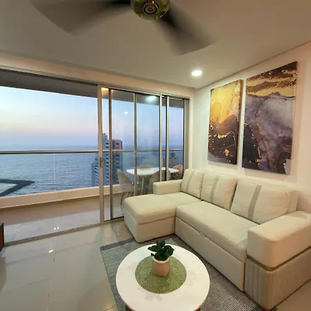 Apartamento En - Lujoso Y Moderno Piso19 - Cerca A Ciudad Amurllada Y Frente A Playa